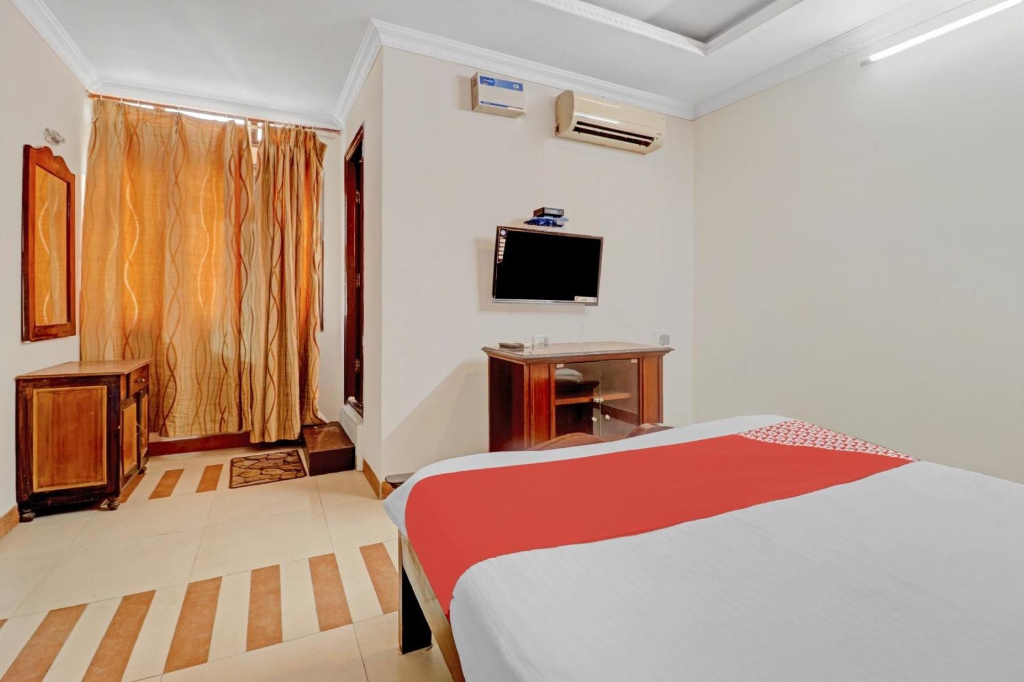 Hotel O Royal Grand Residency Near Lalbagh Botanical Garden Бангалор Екстериор снимка